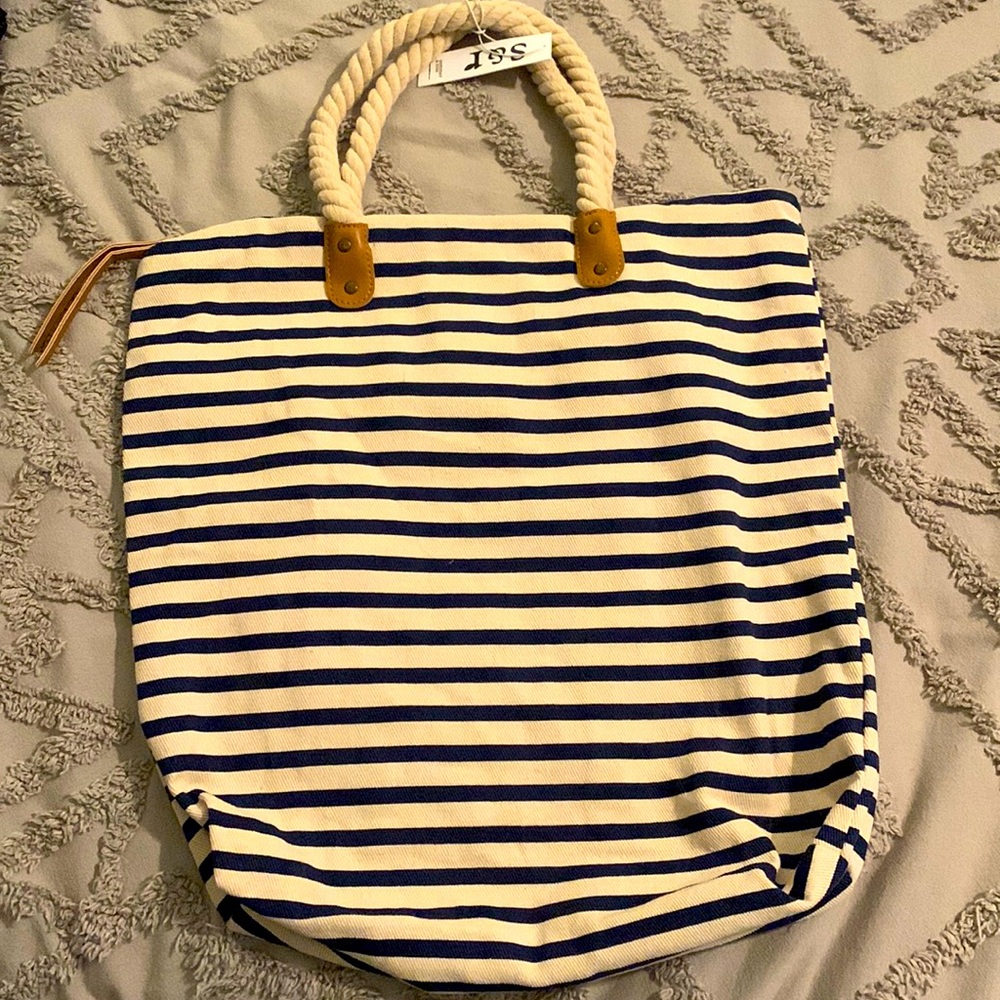 Summer & Rose Tote NWT